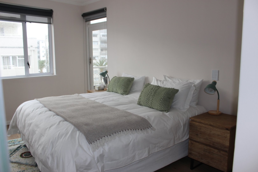 To Let 2 Bedroom Property for Rent in Sea Point Western Cape